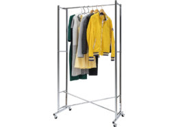 Porte-manteaux pliable en chrome