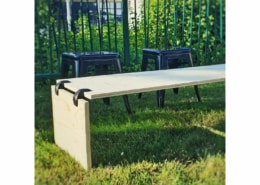 Location table basse en bois format XL écoconçu