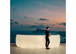 Bar Fiesta Recto by Vondom | SIENNE