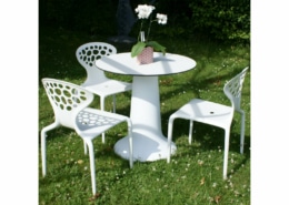 Table à manger évasée blanche | EREVAN